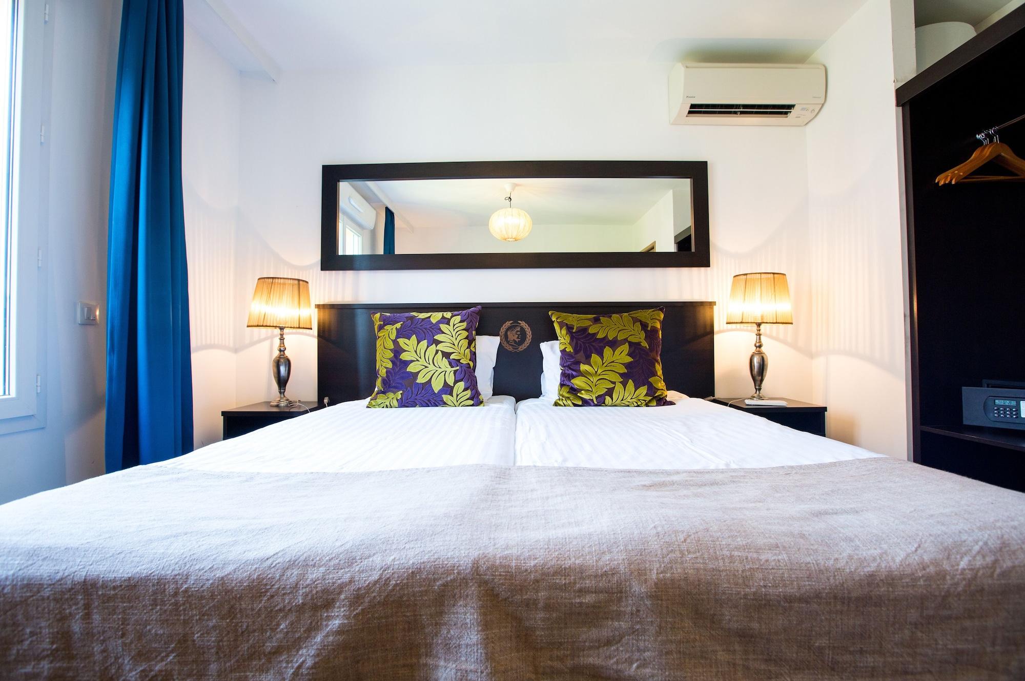 Langley Resort Napoleon Bonaparte L'Ile-Rousse  Bagian luar foto