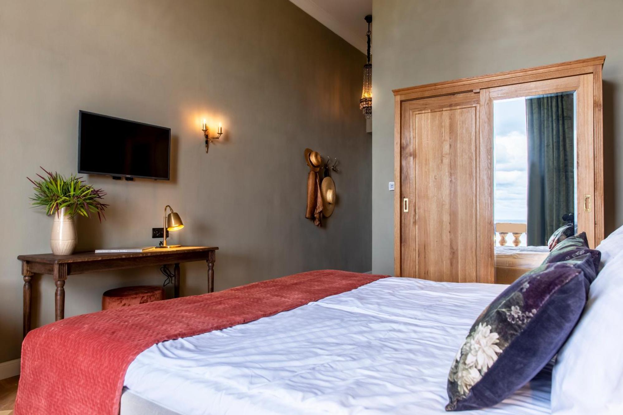 Langley Resort Napoleon Bonaparte L'Ile-Rousse  Ruang foto